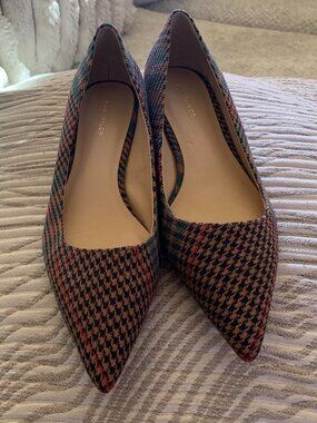 NWOT Ann Taylor Shoes